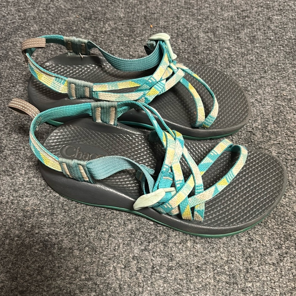 Kids chacos